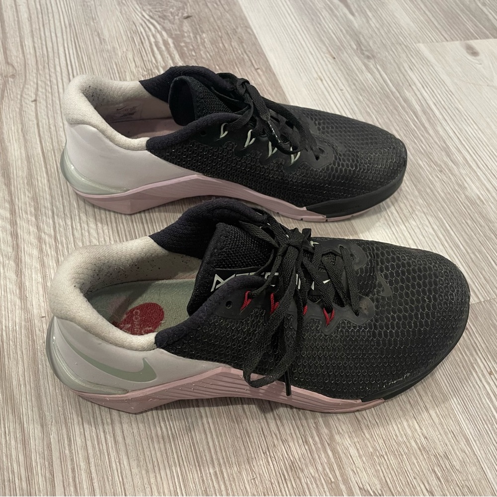 Nike Metcon size 8.5